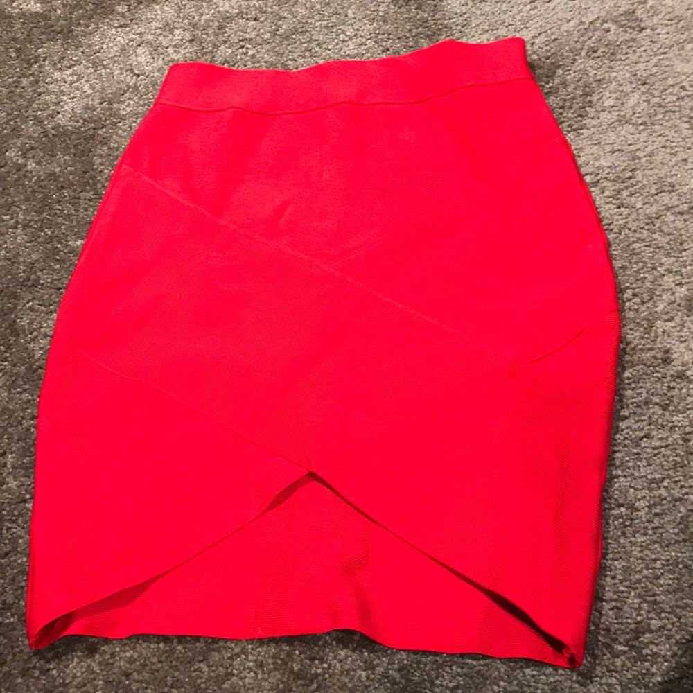 Red bandage skirt